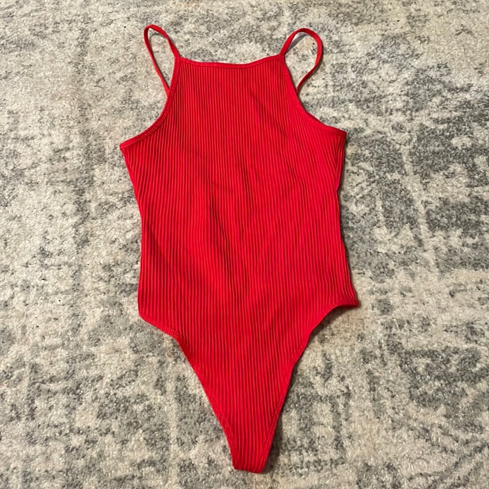 Aritzia Wilfred low back body suit. Stretch ribbed fabric, size medium